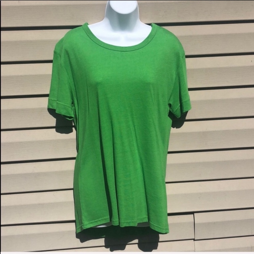 NWT Green Oversized Twist Back A Loves A Tee Size XS
